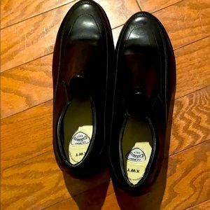 Women’s loafer golf shoes